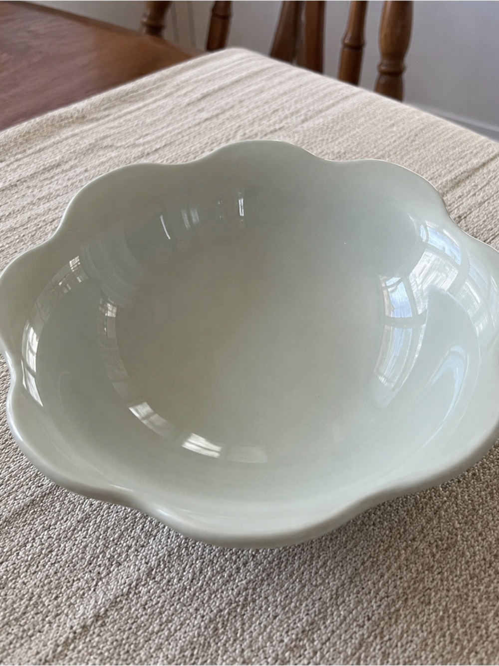 Vintage Made in Italy Scalloped Celadon Green Ceramic Dinner Plate 10”